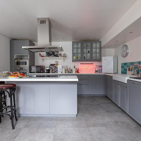 L'Appartement Du Cirque Parigi Esterno foto