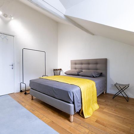 L'Appartement Du Cirque Parigi Esterno foto